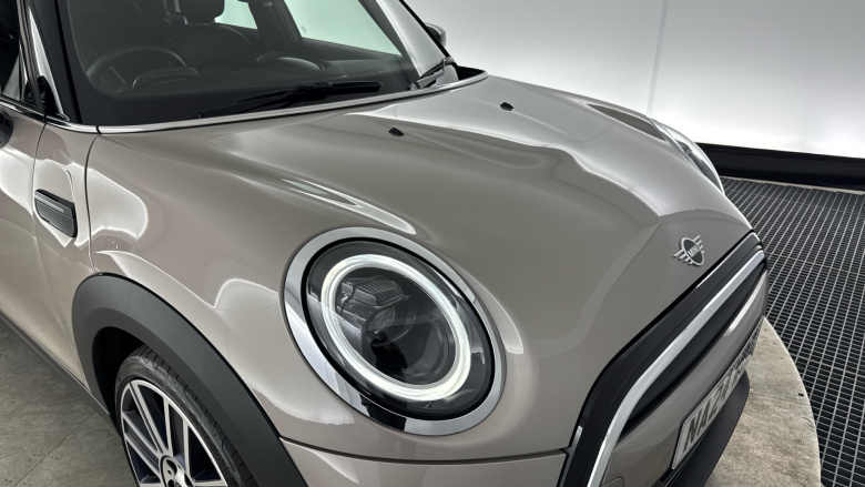 MINI Cooper 1.5 C Exclusive 5dr Auto Petrol Hatchback